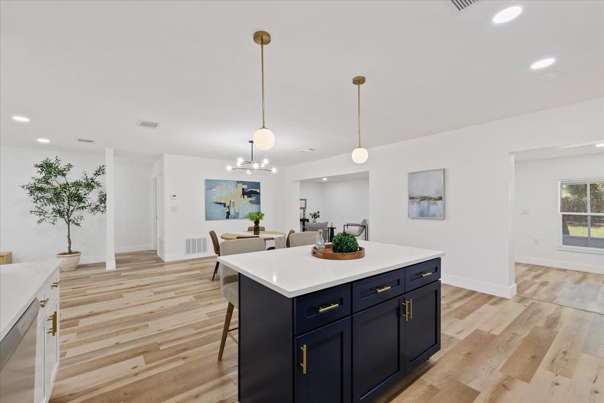 2928 FOREST CIRCLE — photo 12 of 58