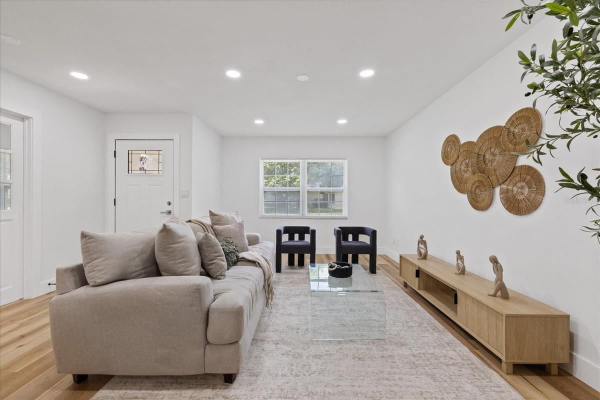 2928 FOREST CIRCLE — photo 8 of 58