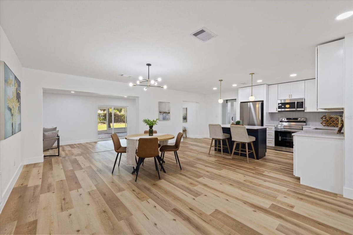 2928 FOREST CIRCLE — photo 16 of 58