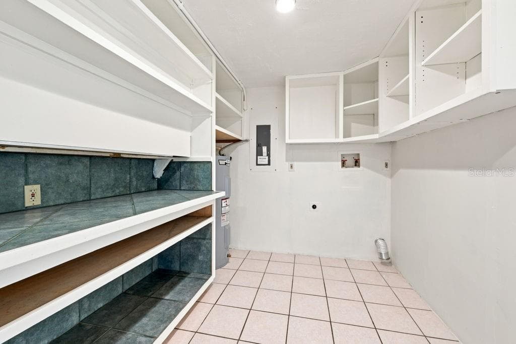 7810 CHAPEL AVENUE — photo 30 of 94