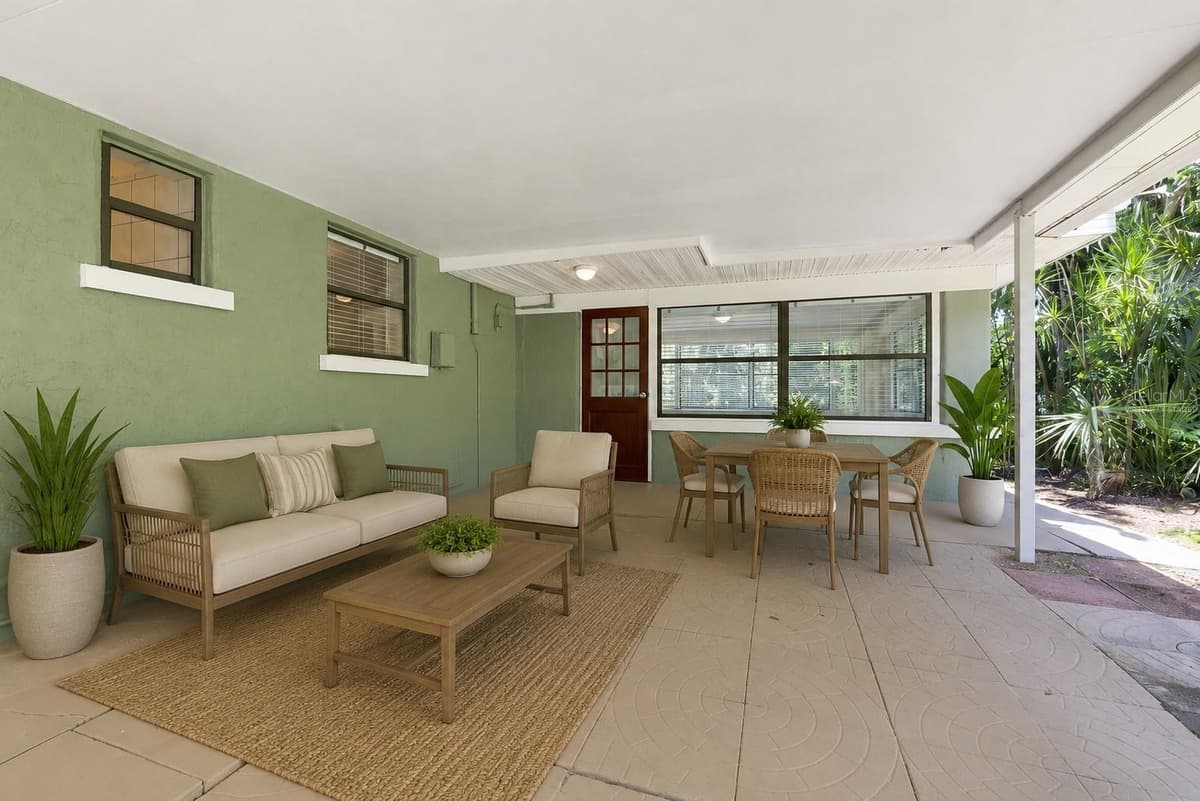 7810 CHAPEL AVENUE — photo 33 of 94