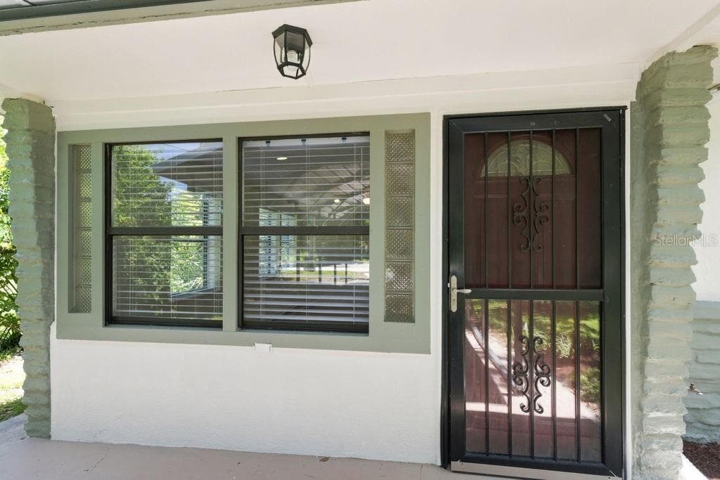 7810 CHAPEL AVENUE — photo 2 of 94