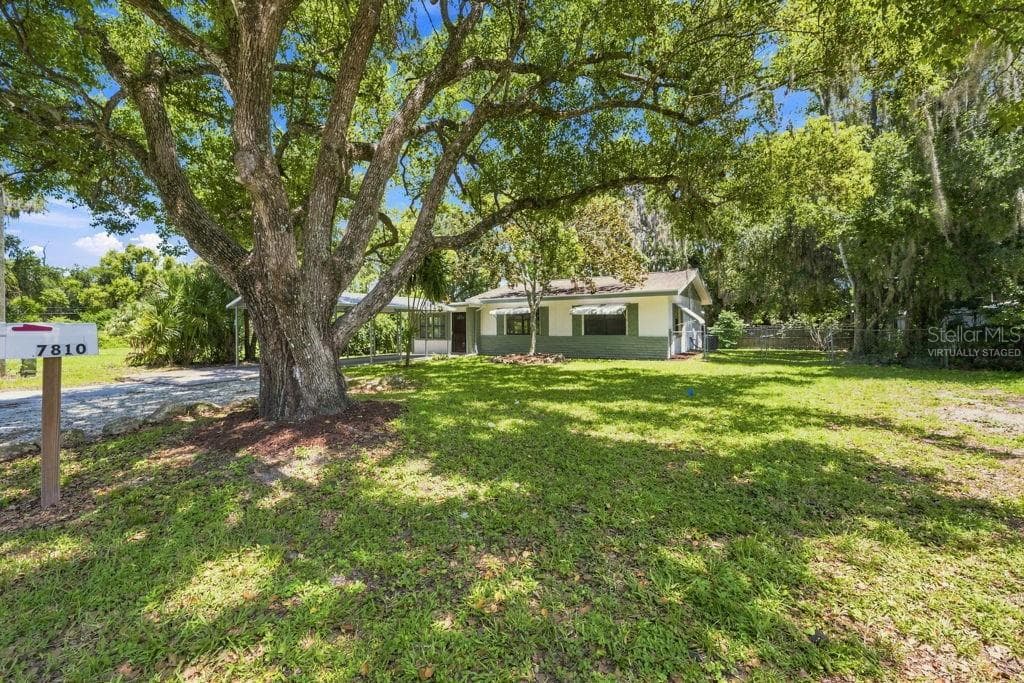 7810 CHAPEL AVENUE — photo 43 of 94