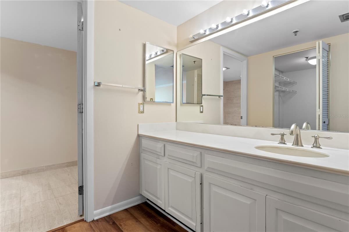 3301 BAYSHORE BOULEVARD — photo 30 of 50