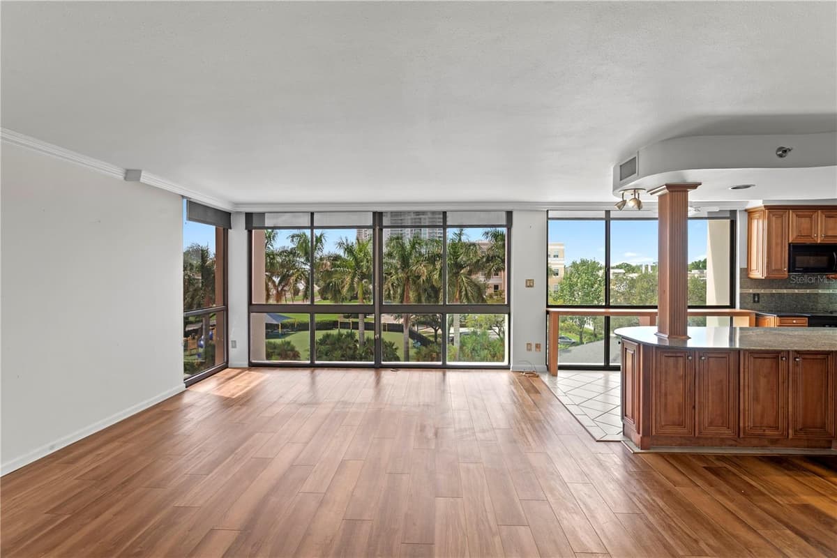 3301 BAYSHORE BOULEVARD — photo 8 of 50
