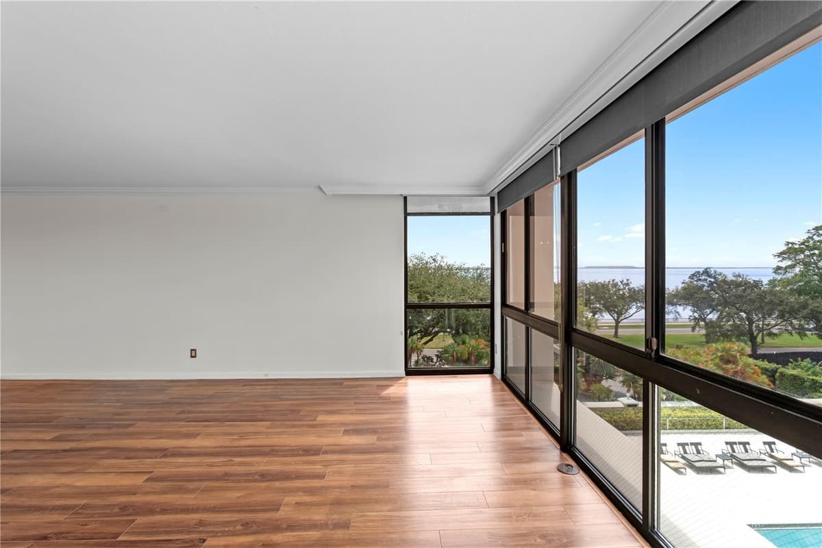 3301 BAYSHORE BOULEVARD — photo 18 of 50