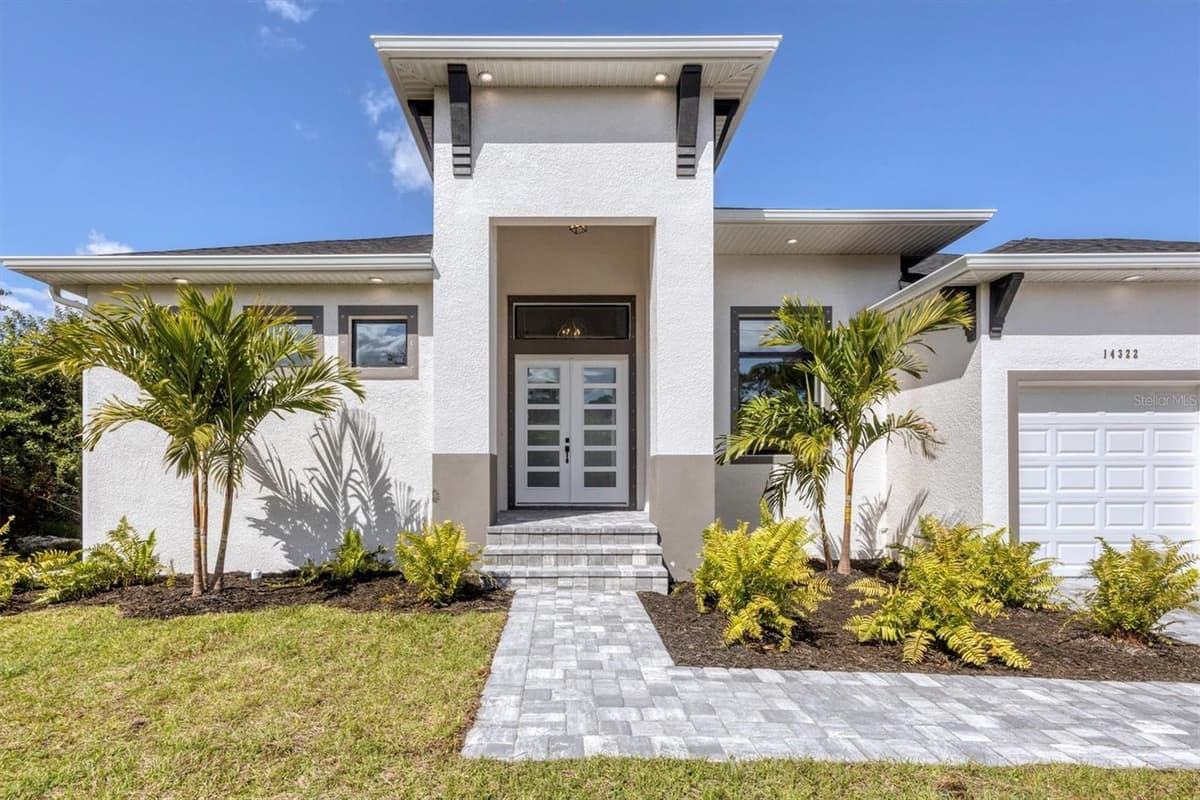 10209 COCOA BEACH STREET — photo 4 of 52