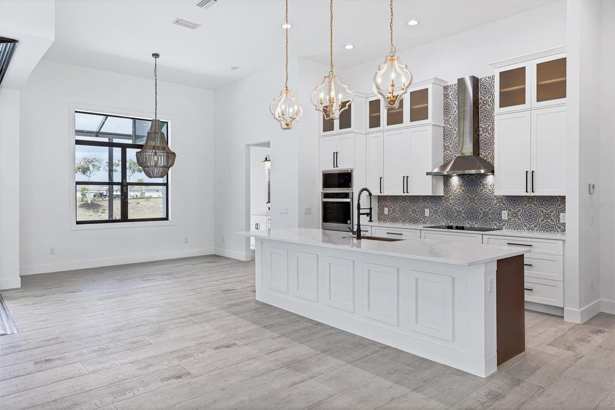 10209 COCOA BEACH STREET — photo 14 of 52