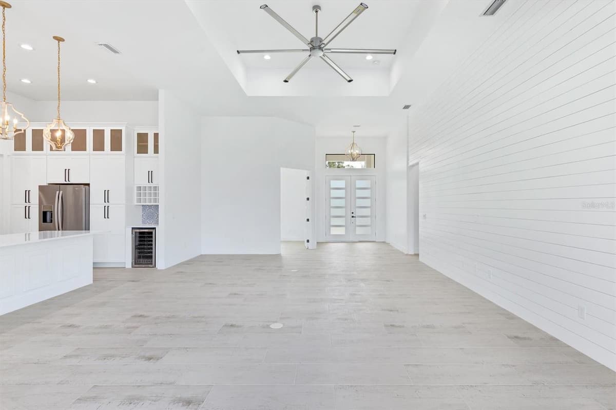 10209 COCOA BEACH STREET — photo 13 of 52