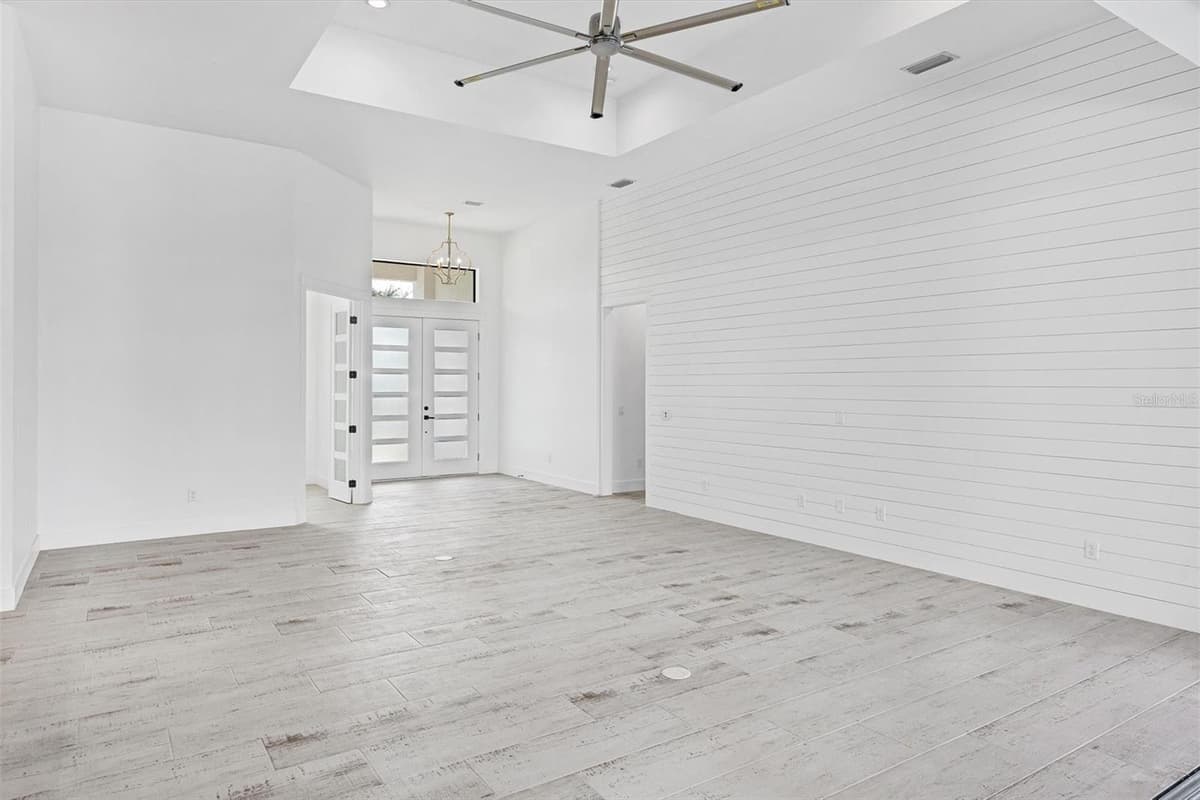 10209 COCOA BEACH STREET — photo 12 of 52