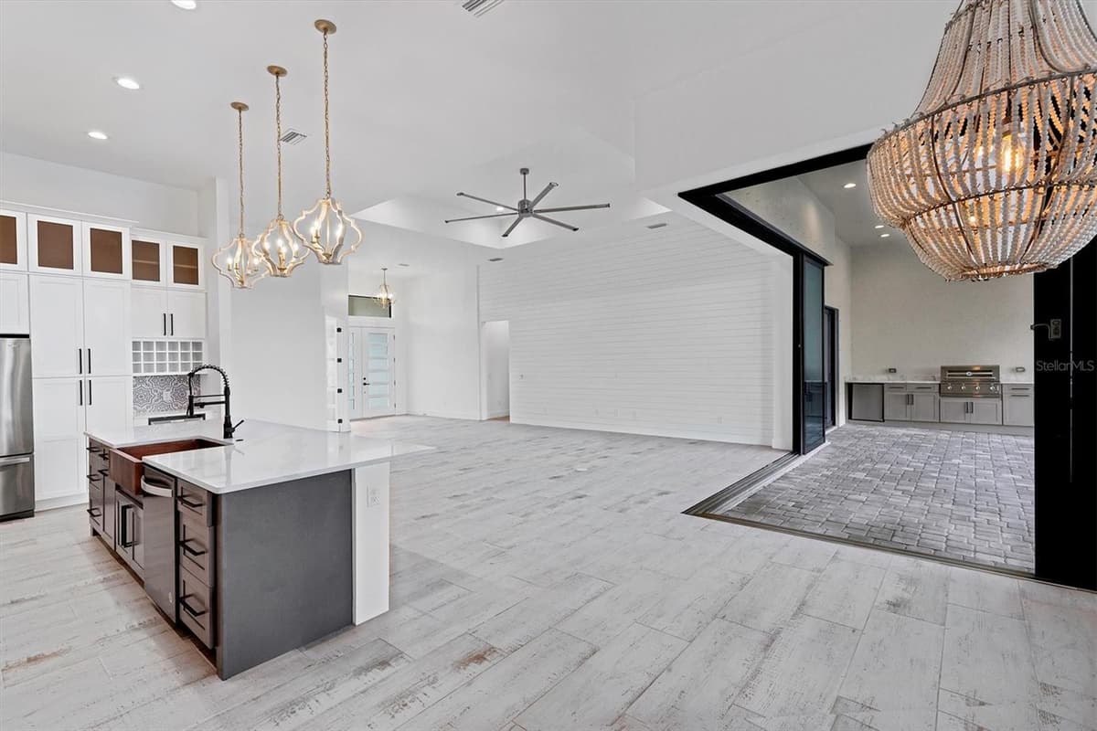 10209 COCOA BEACH STREET — photo 23 of 52