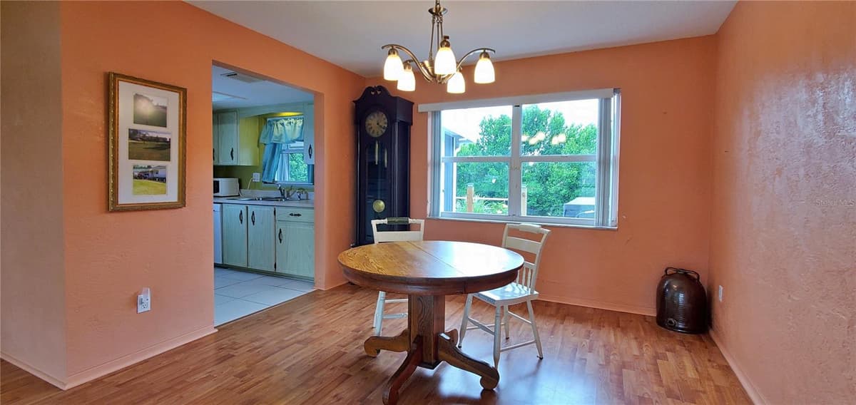1371 PRAIRIE CIRCLE — photo 15 of 31