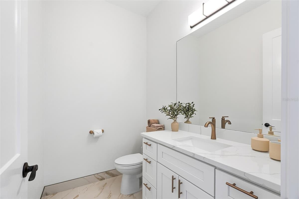 2777 LUCAYA AVENUE — photo 34 of 79