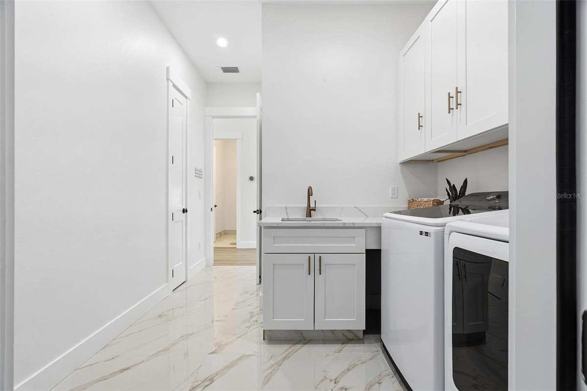 2777 LUCAYA AVENUE — photo 38 of 79
