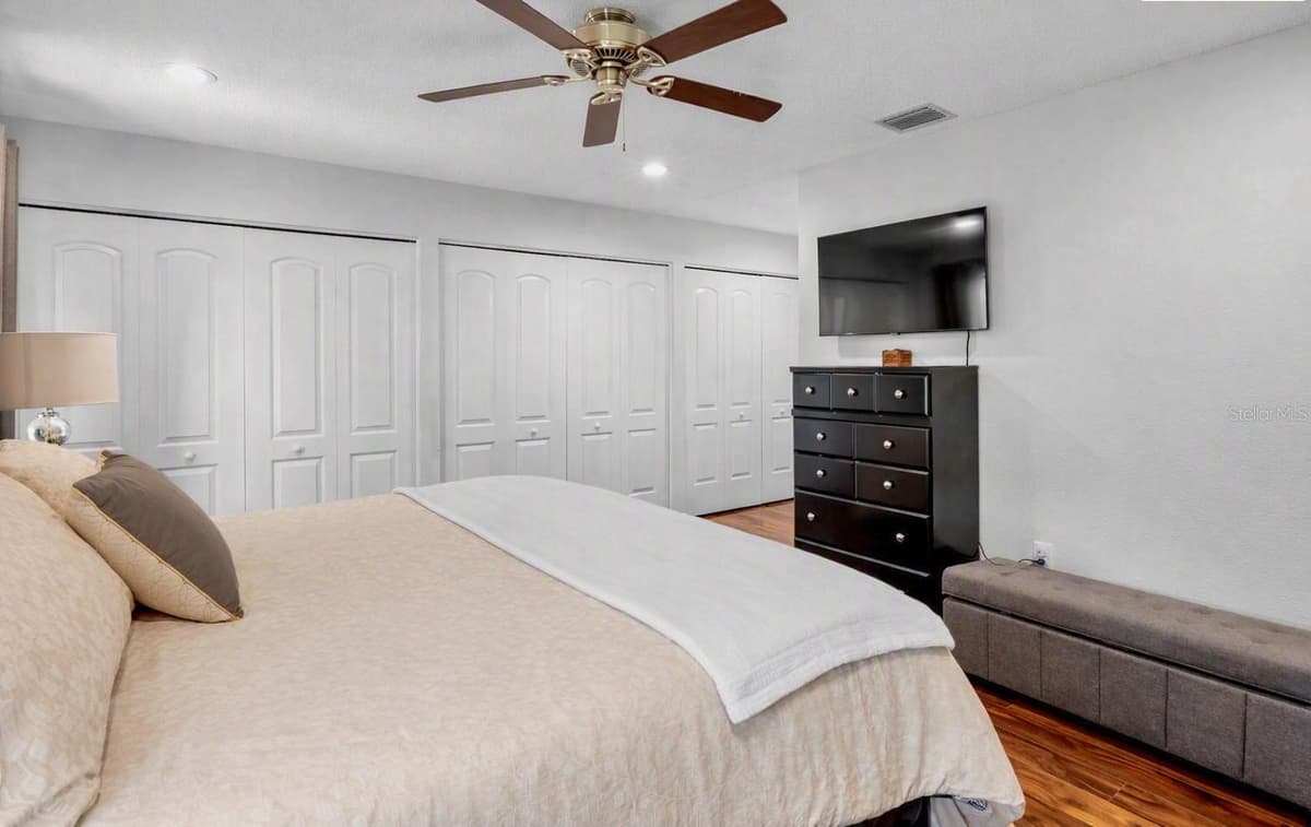 6816 MAUNA LOA BOULEVARD — photo 18 of 37