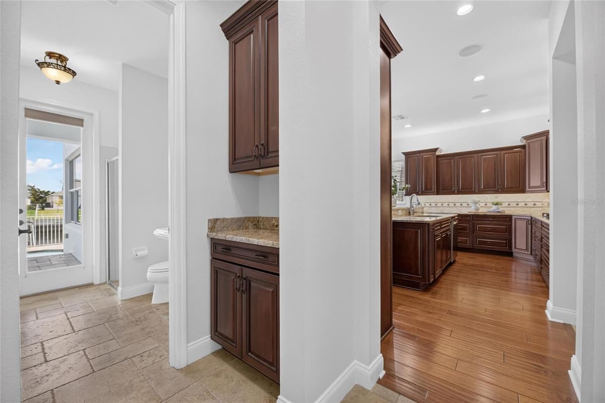 715 ISLEBAY DRIVE — photo 41 of 100