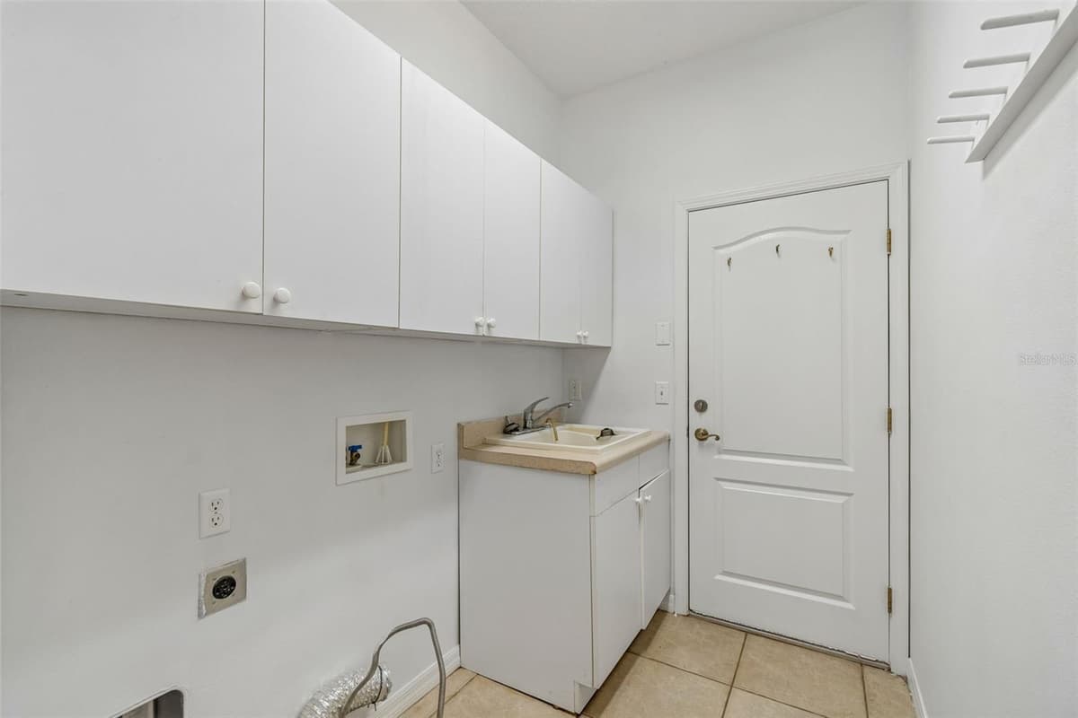 1105 JAMESON GREENS DRIVE — photo 11 of 36