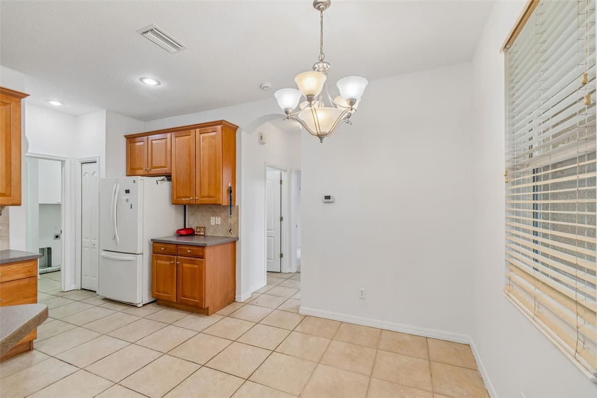 1105 JAMESON GREENS DRIVE — photo 10 of 36