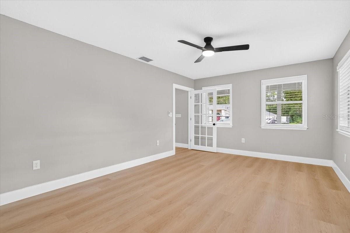 905 JOHN HUNTER COURT — photo 16 of 33