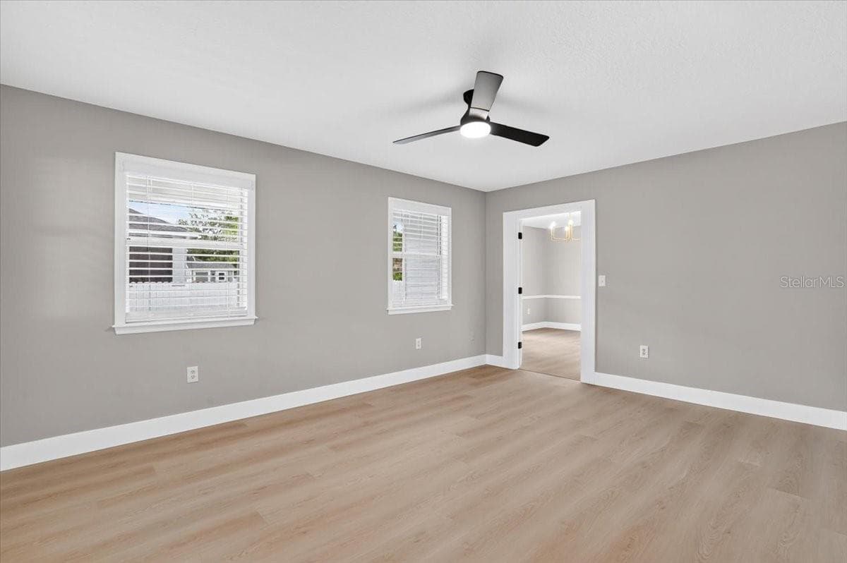 905 JOHN HUNTER COURT — photo 15 of 33