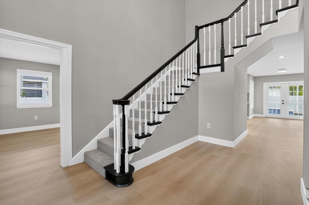 905 JOHN HUNTER COURT — photo 5 of 33