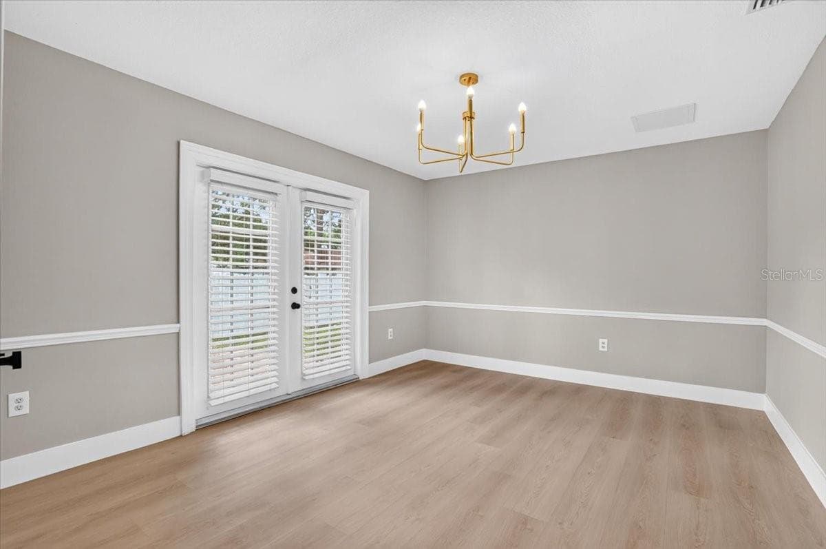 905 JOHN HUNTER COURT — photo 10 of 33