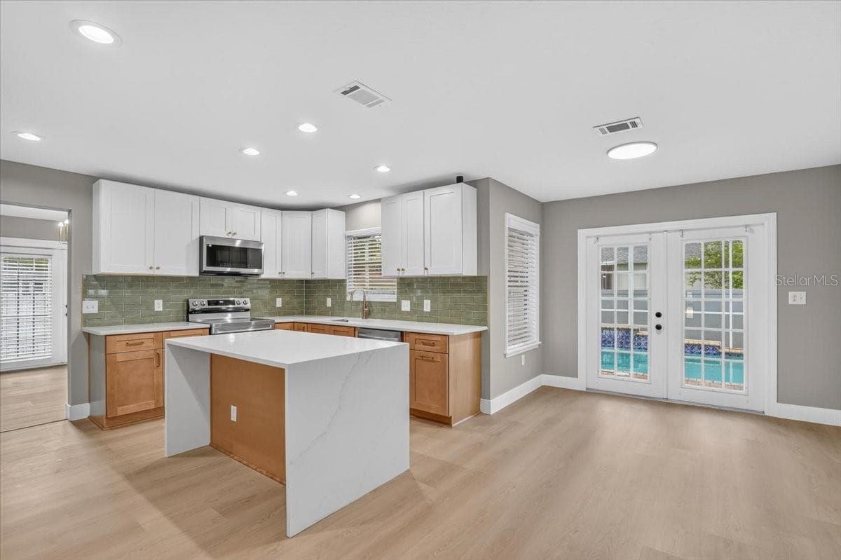905 JOHN HUNTER COURT — photo 6 of 33