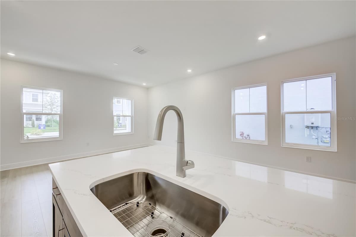 9131 WALCOTT LANE — photo 21 of 47