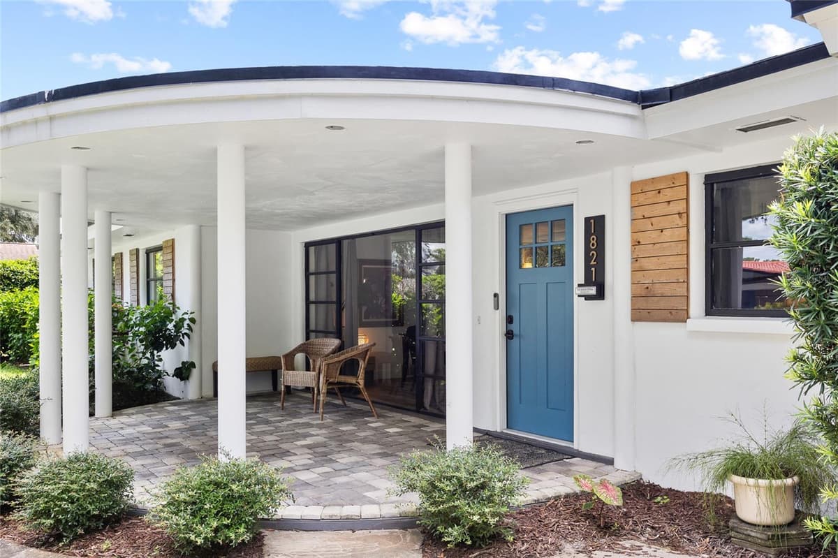 1821 OAK LAKE DRIVE — photo 8 of 57