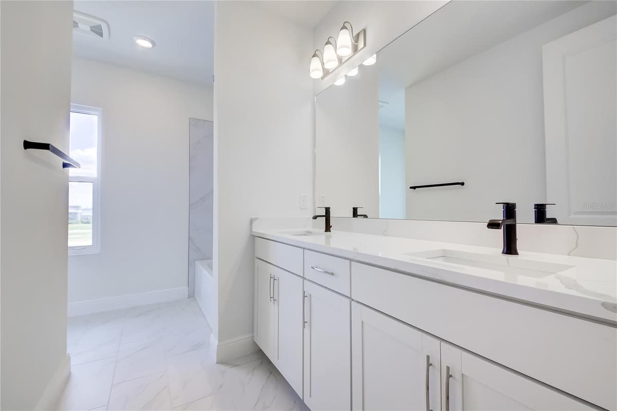 9116 WALCOTT LANE — photo 38 of 49