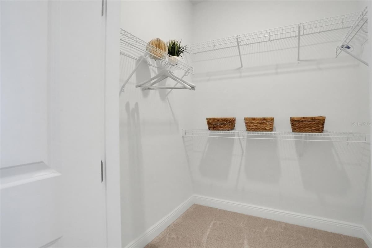 9124 WALCOTT LANE — photo 18 of 33