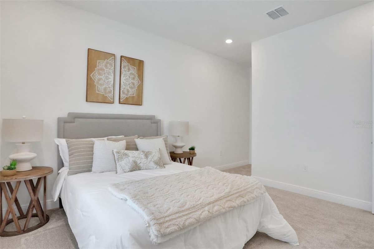 9124 WALCOTT LANE — photo 16 of 33