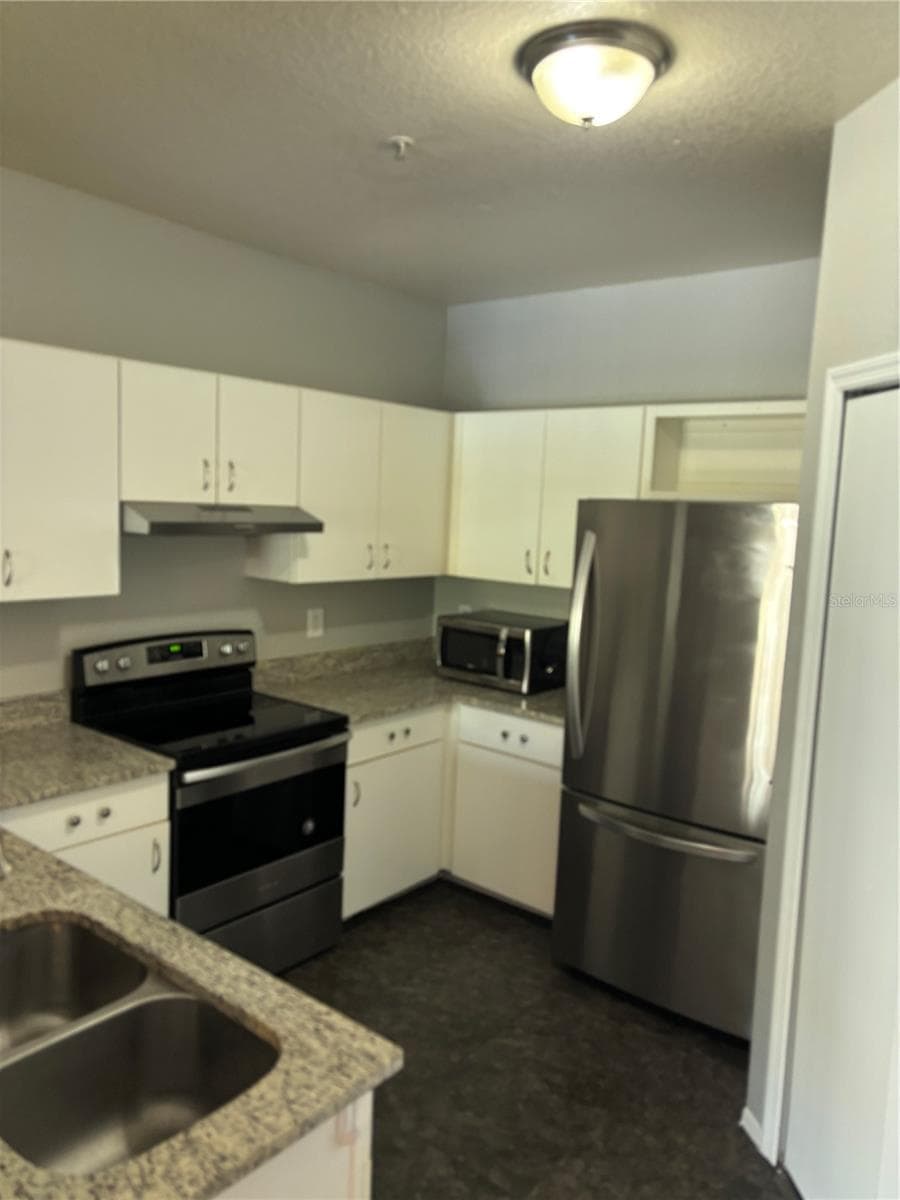 103 VISTA VERDI CIRCLE — photo 14 of 24