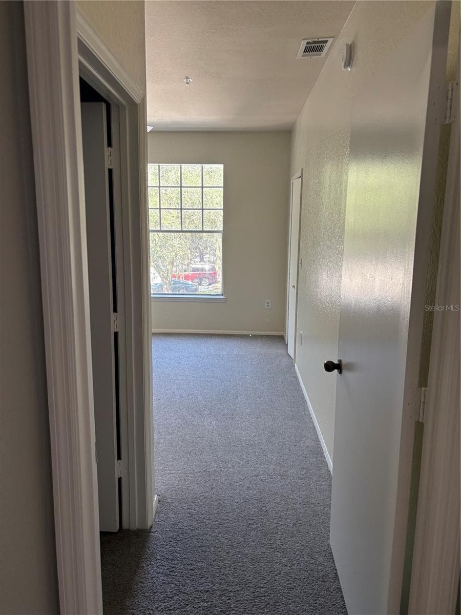 103 VISTA VERDI CIRCLE — photo 22 of 24