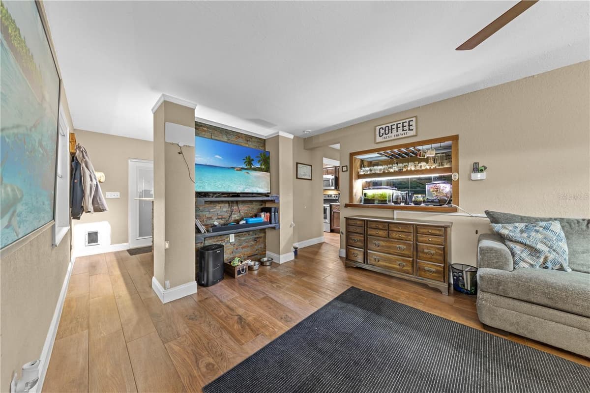 4734 MONTEREY DRIVE — photo 19 of 56