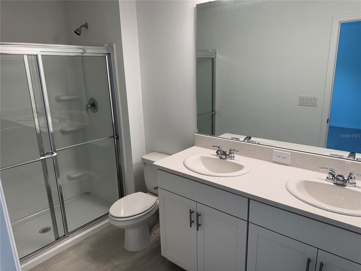 9052 DRIVEN SNOW STREET — photo 13 of 32
