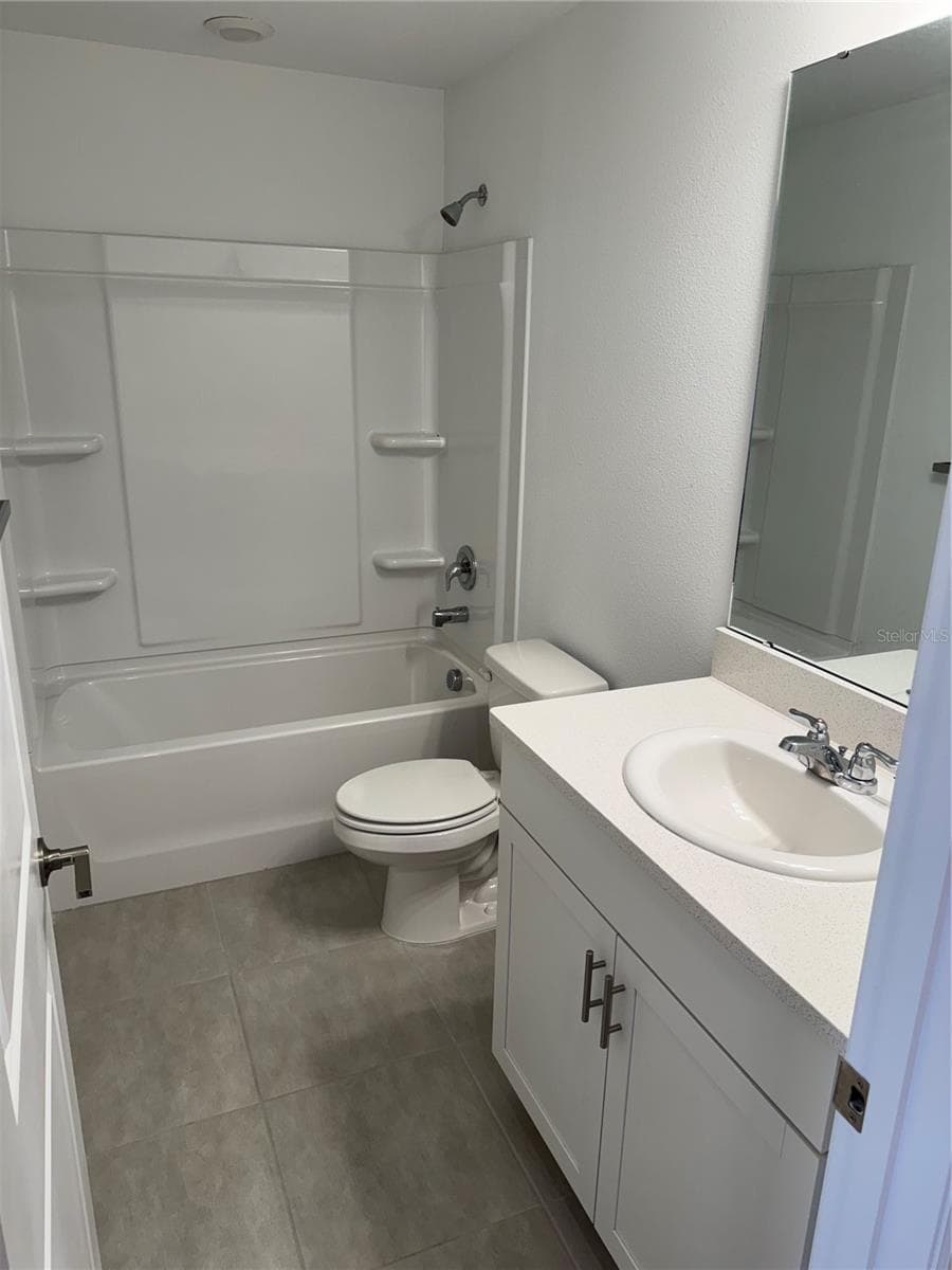 9052 DRIVEN SNOW STREET — photo 12 of 32