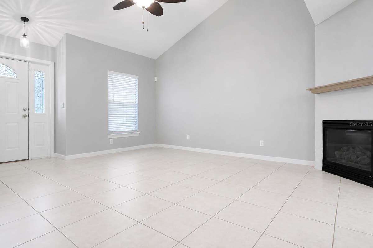 183 HIGHLAND ROAD — photo 5 of 43