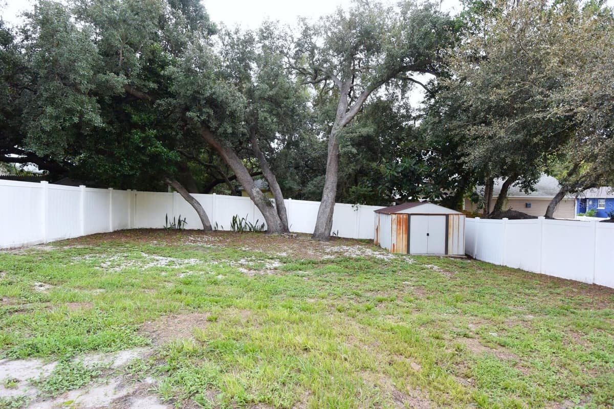 183 HIGHLAND ROAD — photo 35 of 43
