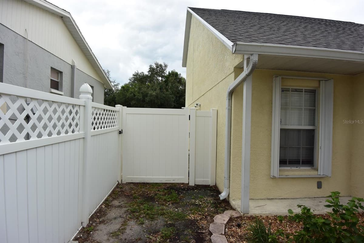 183 HIGHLAND ROAD — photo 43 of 43