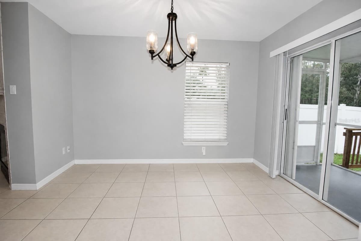 183 HIGHLAND ROAD — photo 8 of 43