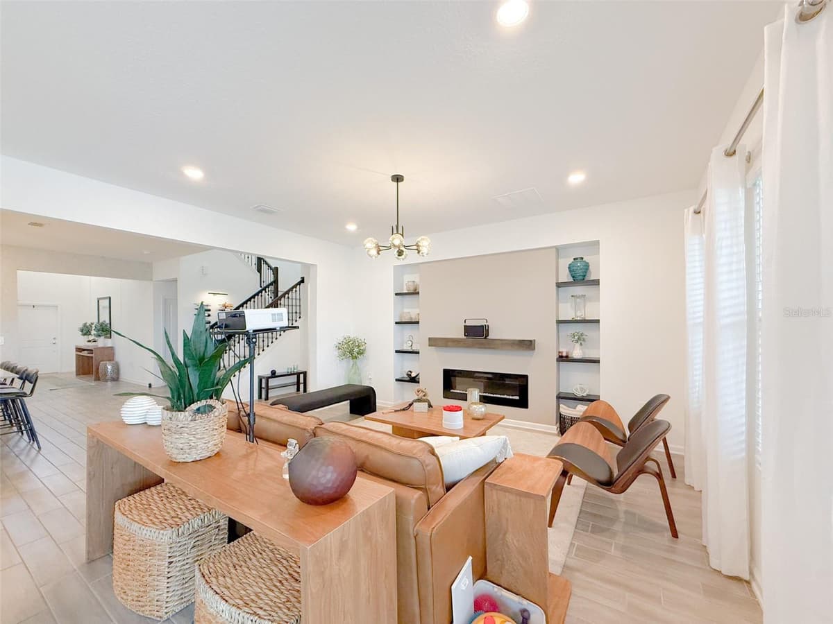 13993 TITLE WAY — photo 4 of 59