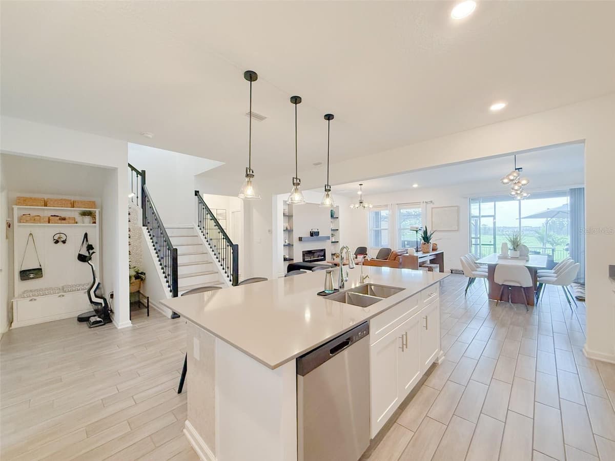 13993 TITLE WAY — photo 19 of 59
