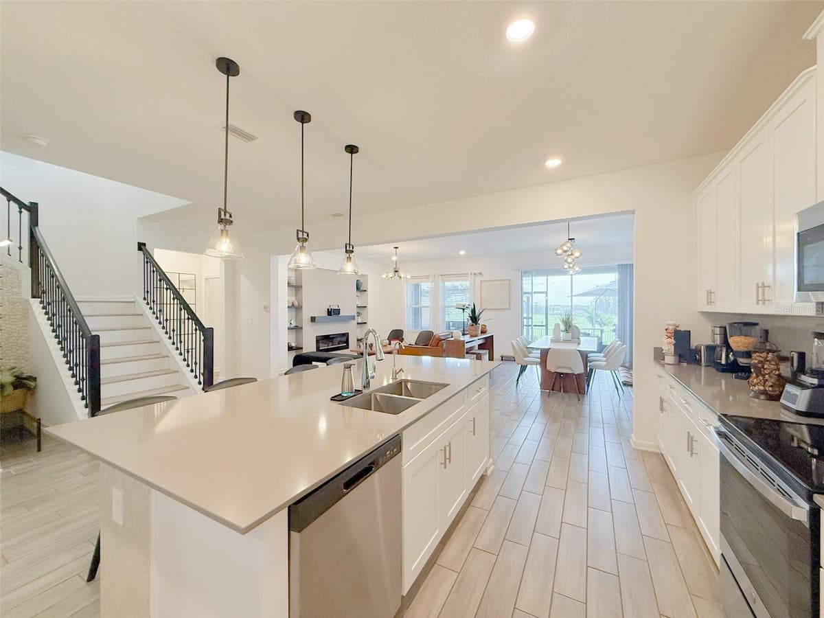 13993 TITLE WAY — photo 18 of 59