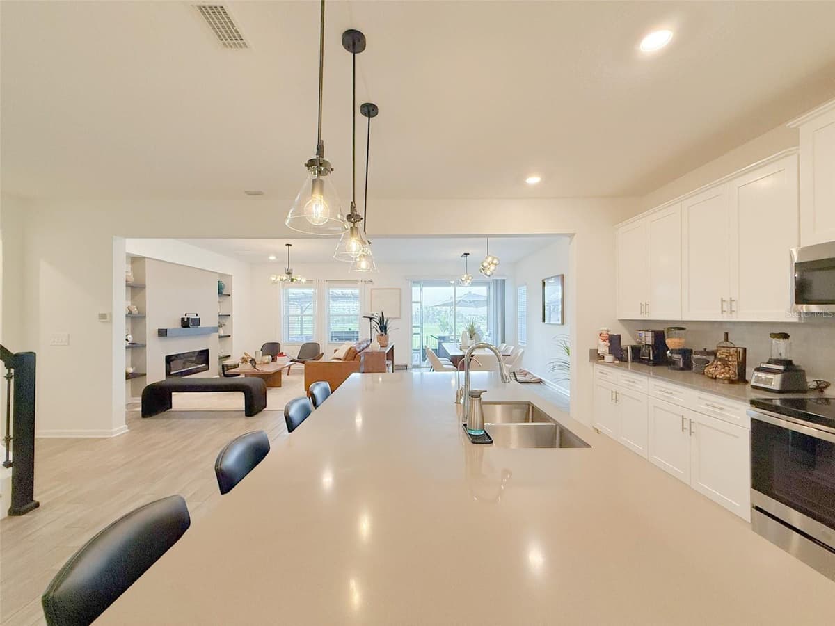 13993 TITLE WAY — photo 17 of 59