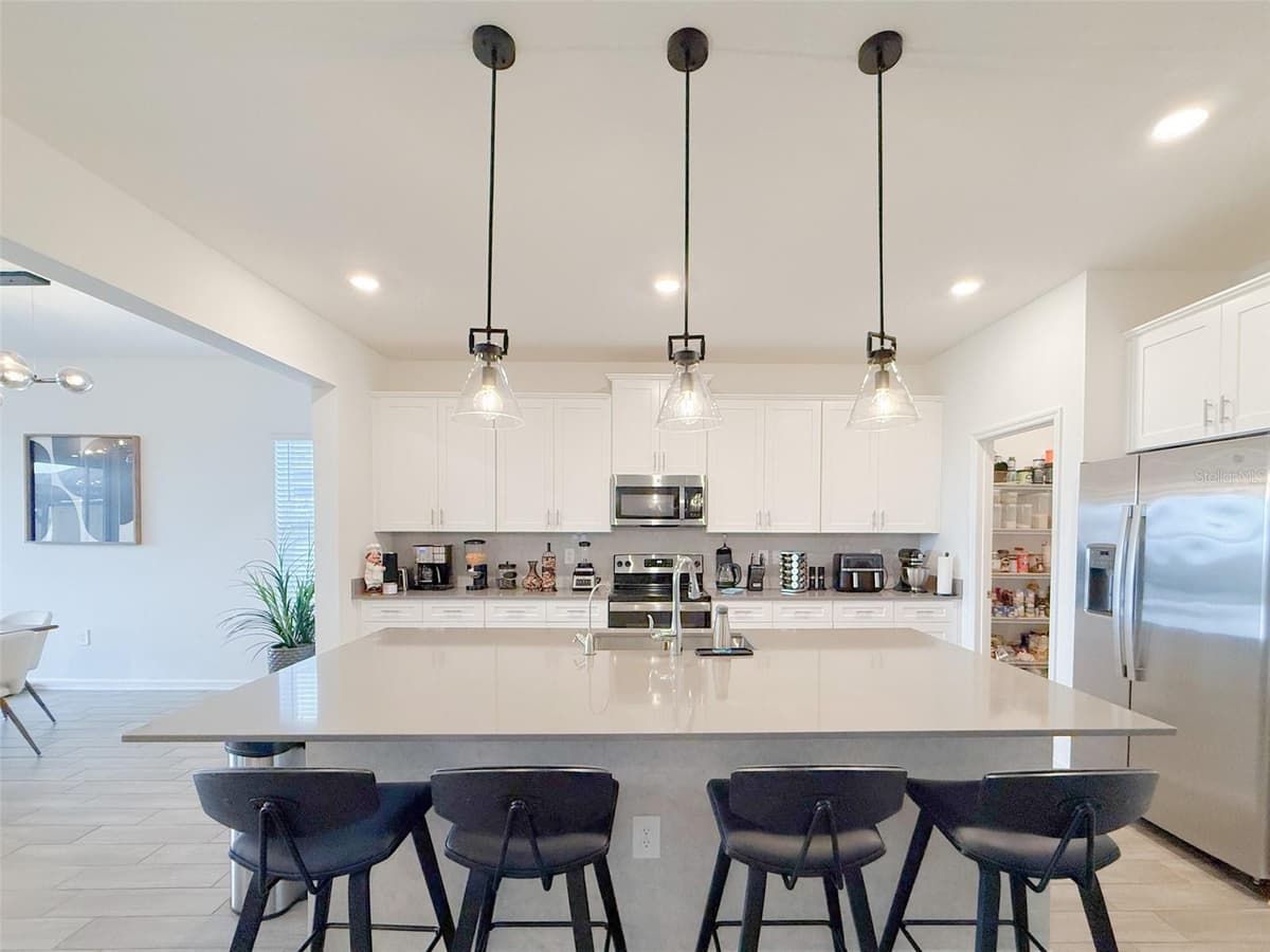 13993 TITLE WAY — photo 16 of 59