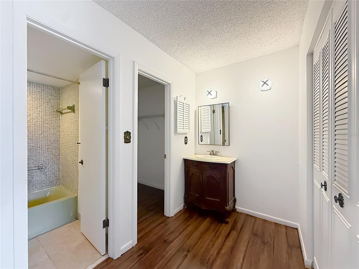2837 3RD STREET — photo 18 of 44