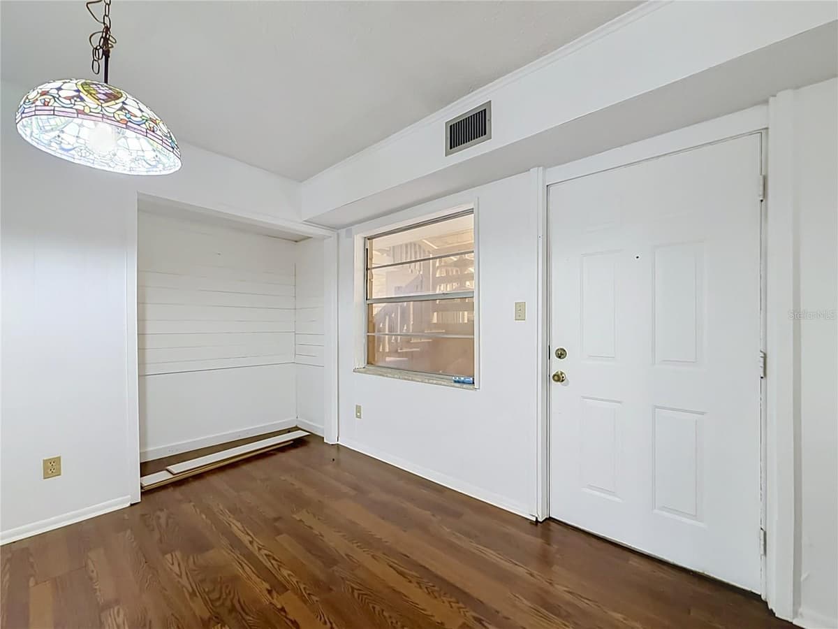 2837 3RD STREET — photo 6 of 44