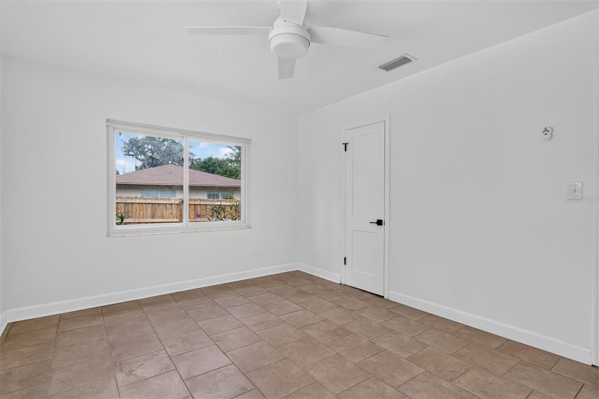 2707 4TH AVENUE — photo 38 of 42