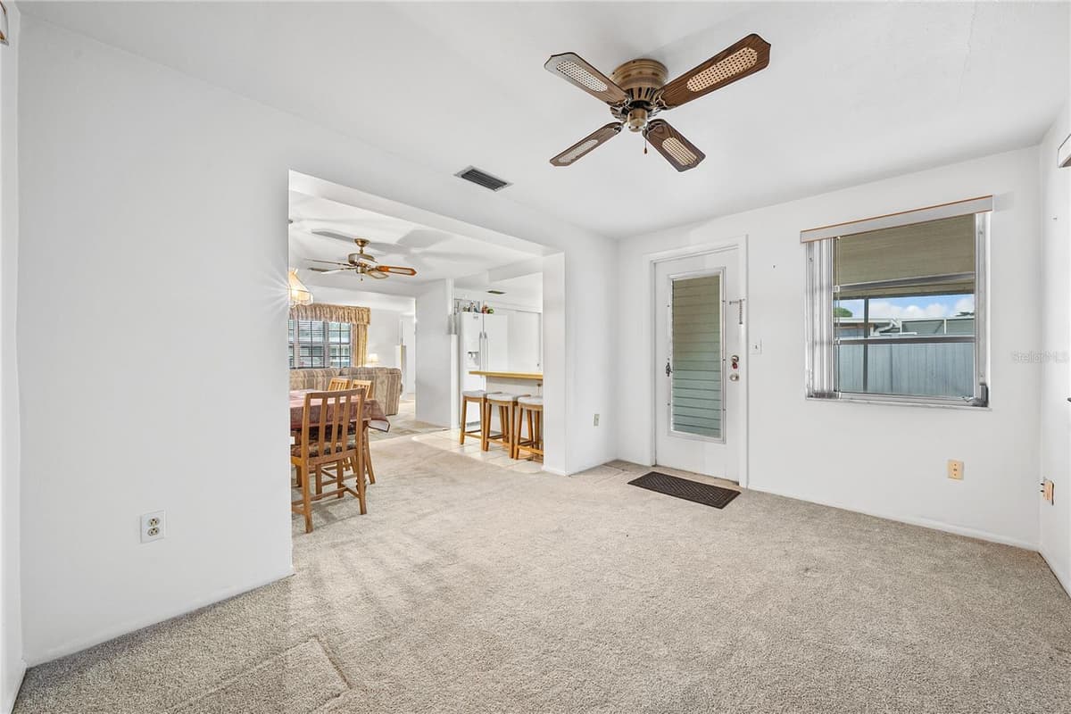 3410 COLUMBUS DRIVE — photo 18 of 32
